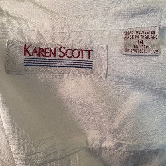 90s Vintage Lace Cutout Pintuck Blouse w/Asymmetrical Buttons size 14 - Picture 11 of 11